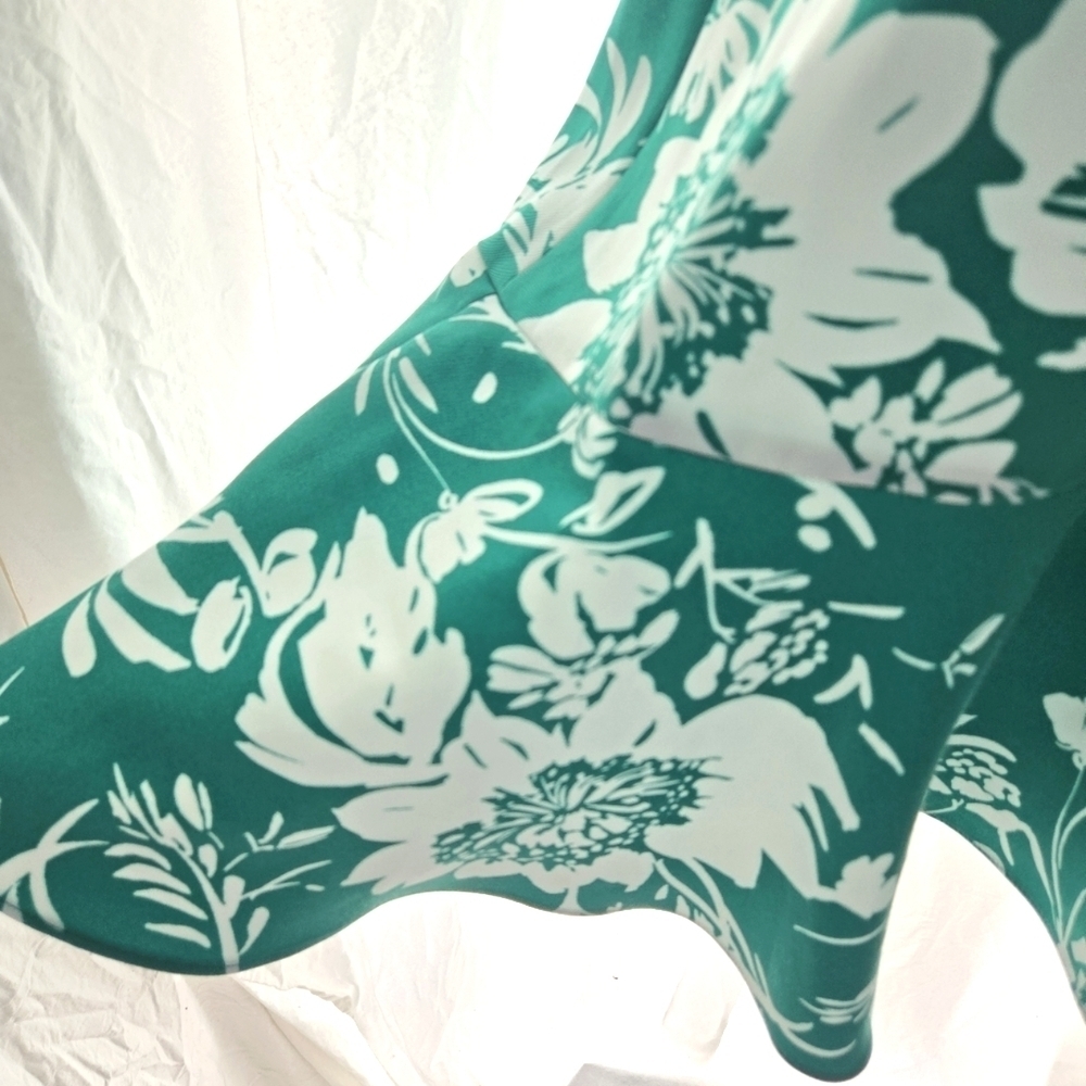 Beautiful Tropical Floral Dress EUC - Picture 5 of 12